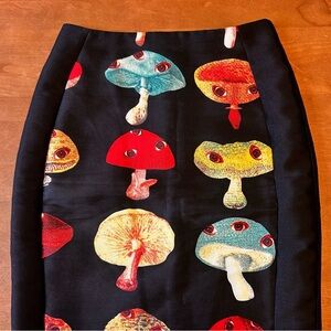 Black Mushroom Print Pencil Skirt